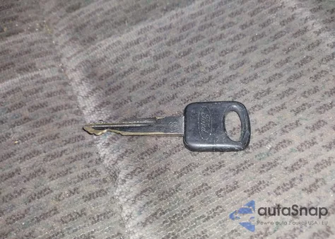 1997 Ford F-150 Lariat/Standard/Xl/Xlt z USA, uszkodzony, nr VIN 1FTDF18W3VKC74948